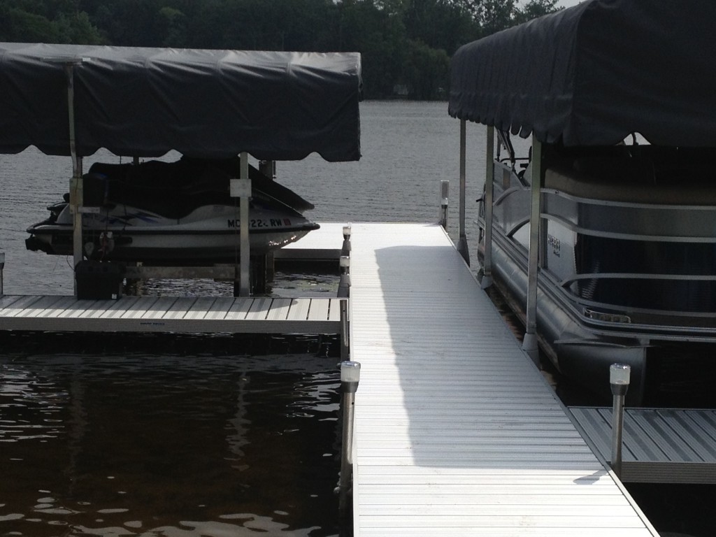  Vertical Double Jet Ski and Small Boat Lift 3